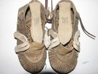 乌拉草的防冻：传统垫鞋示意图