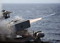 海麻雀导弹发射