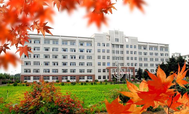 ������ҽҩѧУ