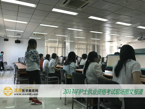 2017年护士执业资格考场现场——人机考场（图）