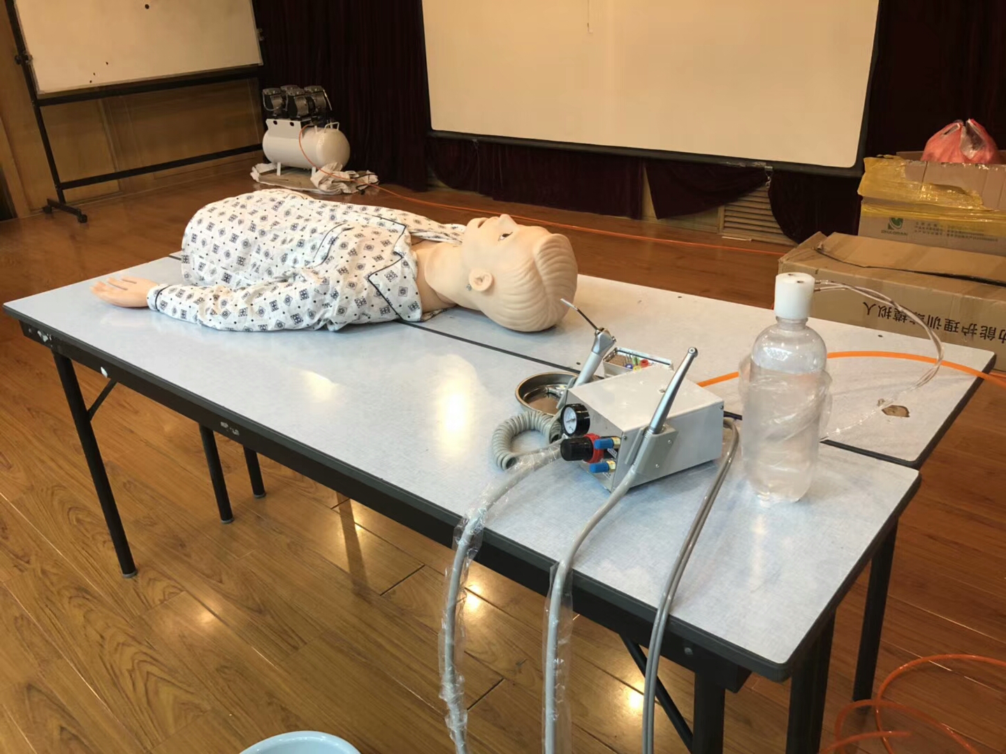 医学教育网2018年口腔执业/助理医师技能考前密训班开班啦！