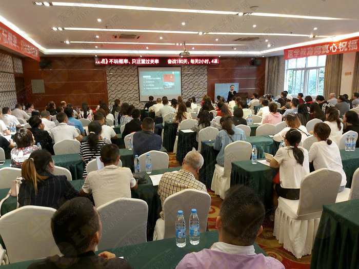 现场报道！钱韵文执业中药师面授体验营成都开讲啦！