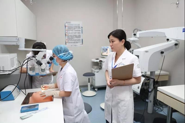 天津市2019年眼科学专业学位研究生规培结业临床技能考核工作顺利完成