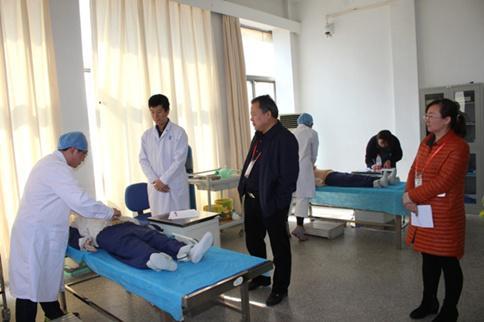 滨医附院组织2019第一次临床专业执业医师分阶段技能模拟考试