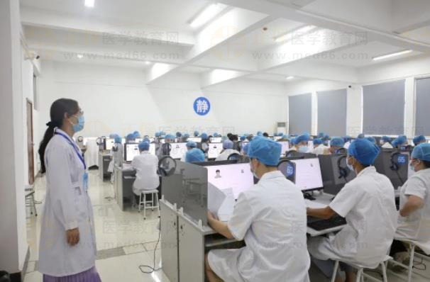 桂林市人民医院院顺利完成2023年国家医师资格实践技能考试工作任务1